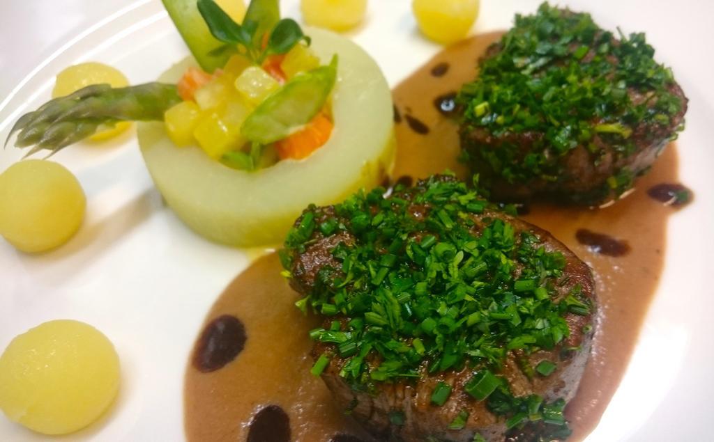 בנדורף Romantik Hotel Villa Sayn מראה חיצוני תמונה