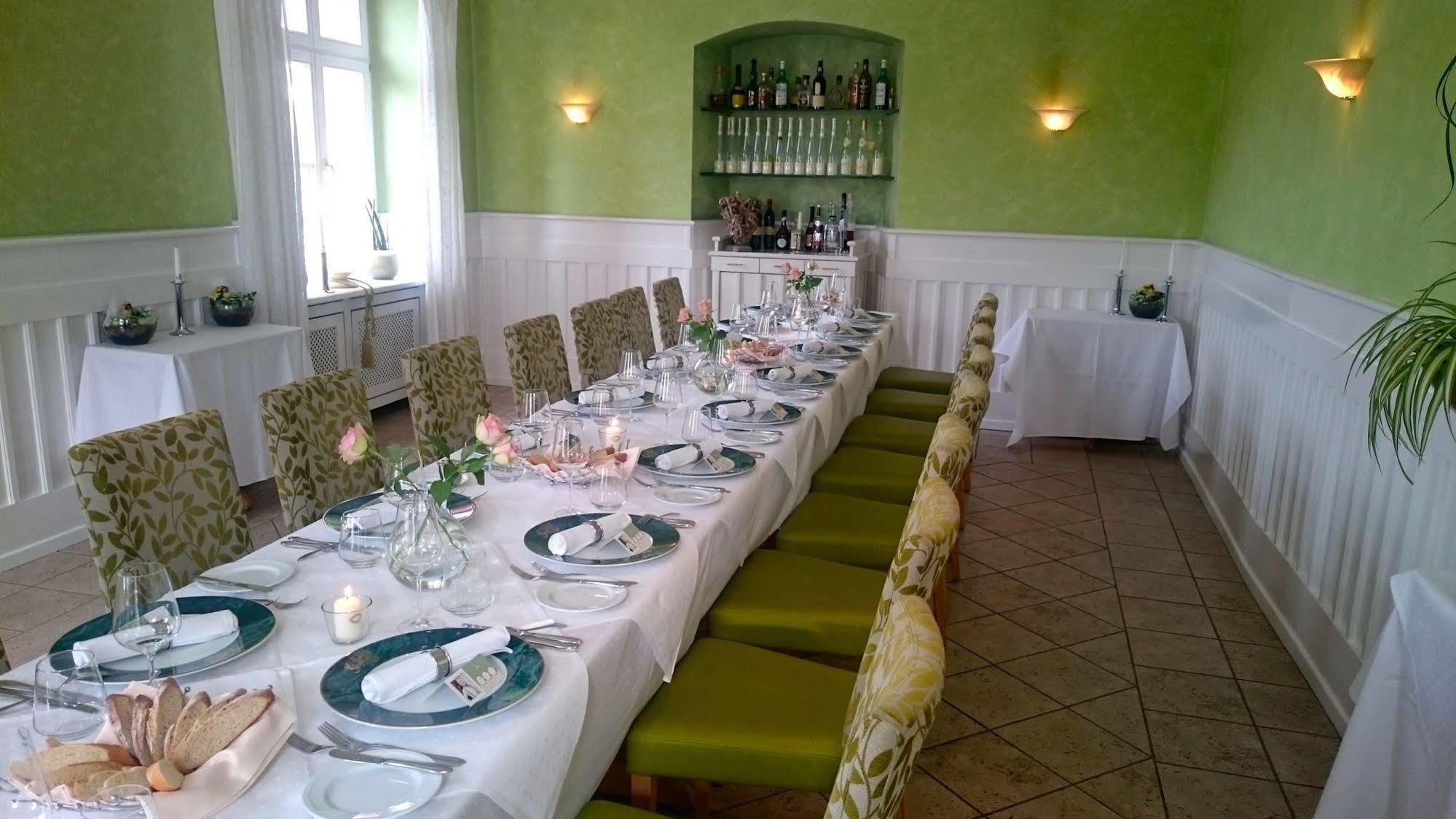 בנדורף Romantik Hotel Villa Sayn מראה חיצוני תמונה