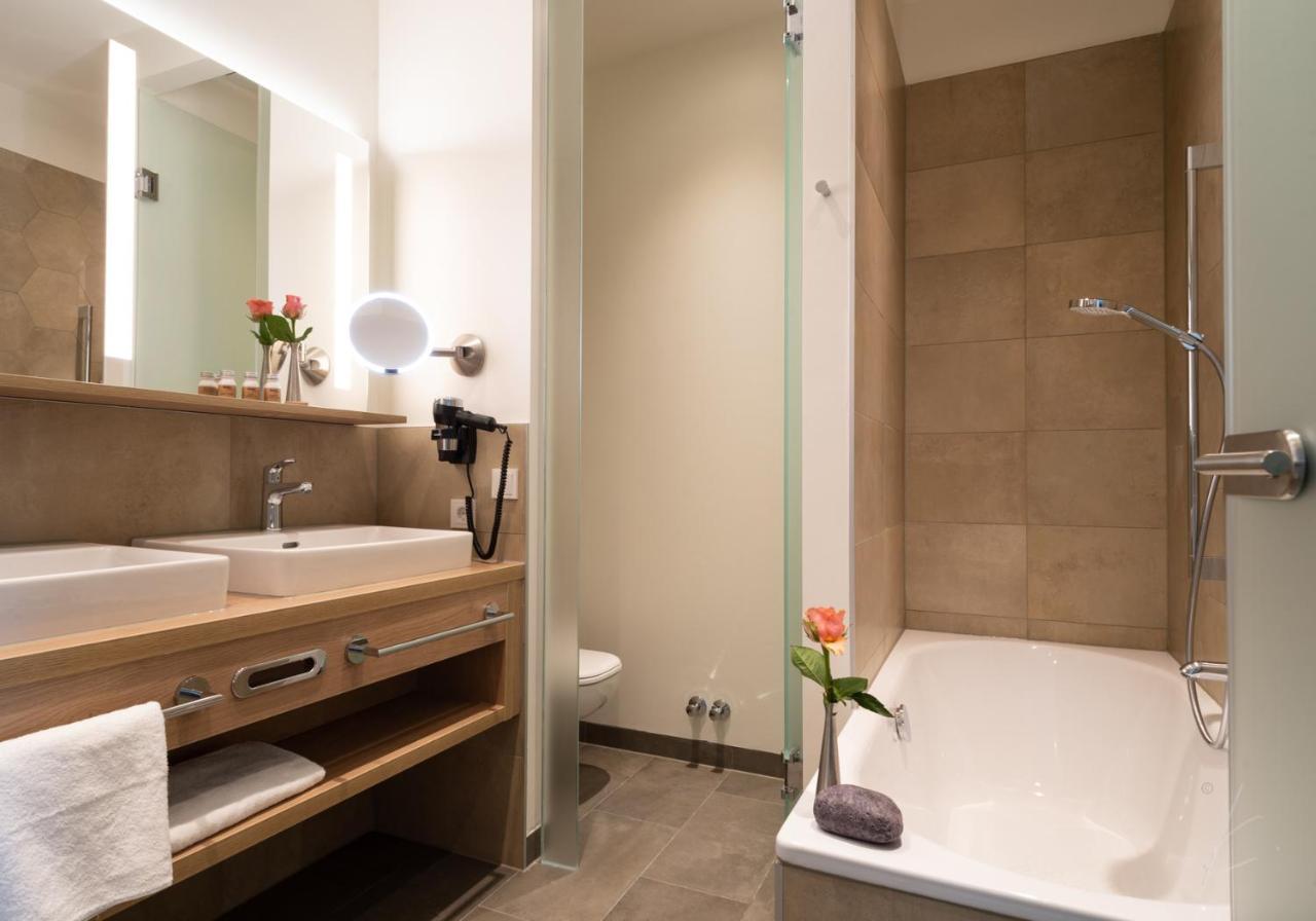 בנדורף Romantik Hotel Villa Sayn מראה חיצוני תמונה