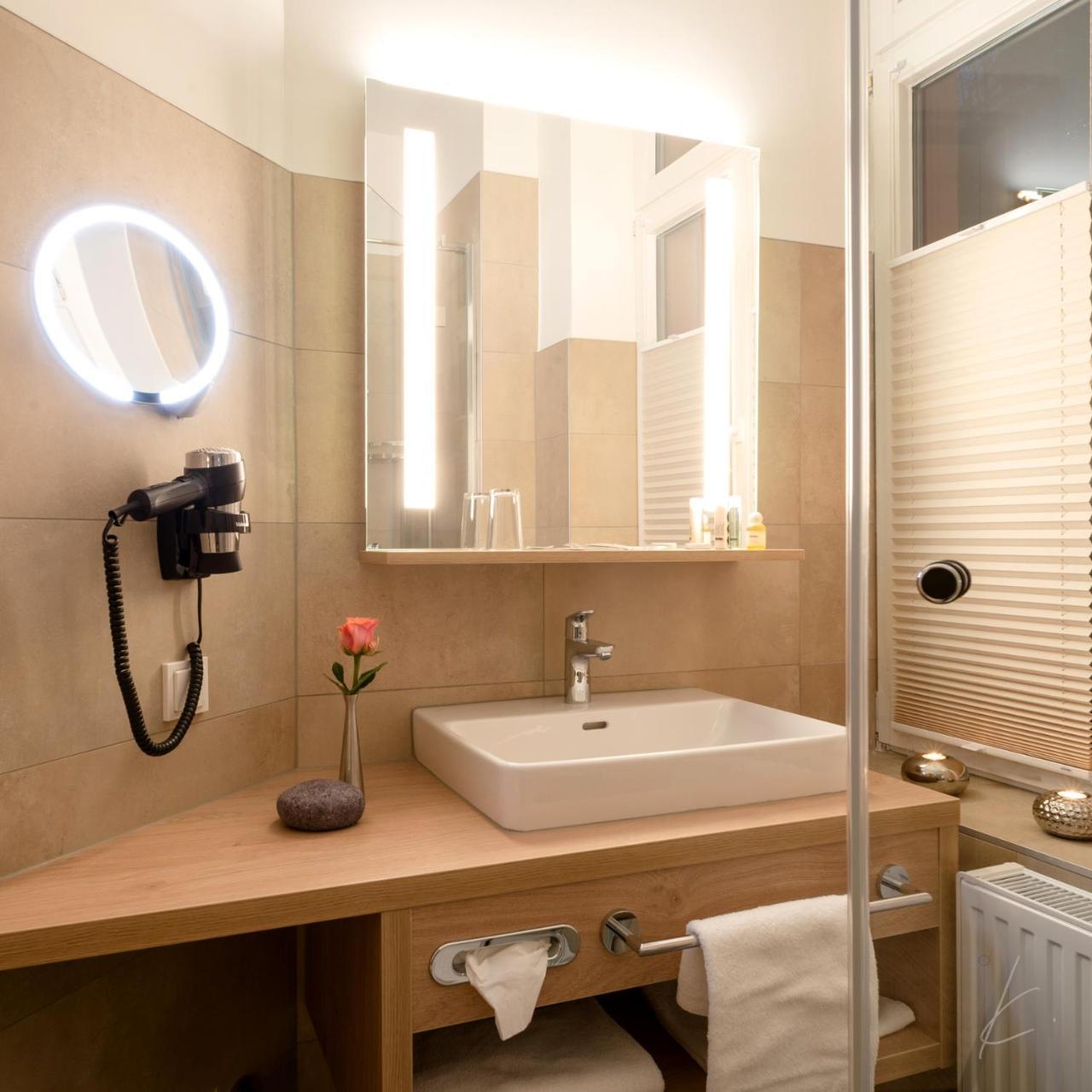 בנדורף Romantik Hotel Villa Sayn מראה חיצוני תמונה